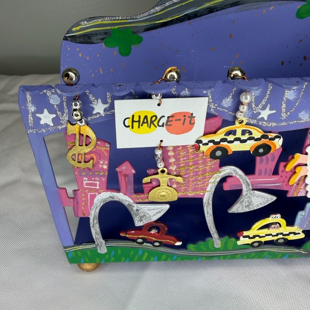 Fanciful Flights shop Til You Drop mail holder by Karen Rossi - Picture 2 of 6